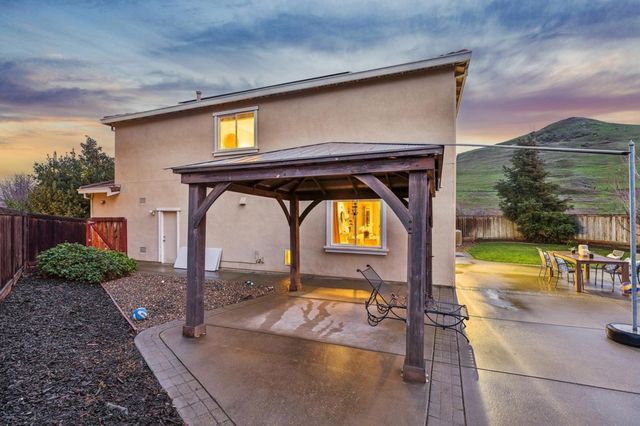 2149 Saddlebred Dr., Fairfield, CA 94534