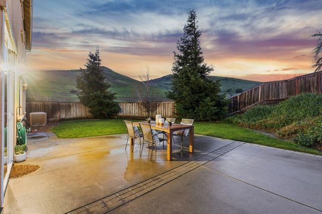 2149 Saddlebred Dr., Fairfield, CA 94534