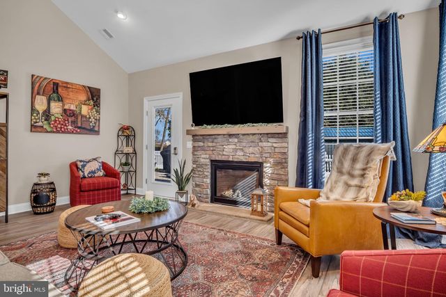 99 FEDERAL DRIVE, Mechanicsburg, PA 17050