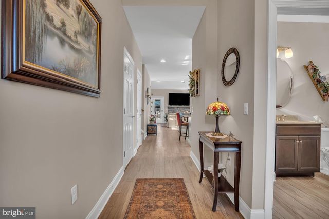 99 FEDERAL DRIVE, Mechanicsburg, PA 17050