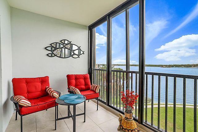 300 Intracoastal Place 403, Jupiter, FL 33469