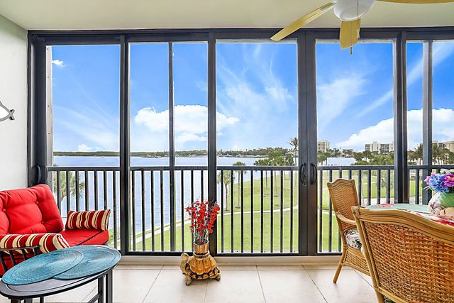 300 Intracoastal Place 403, Jupiter, FL 33469