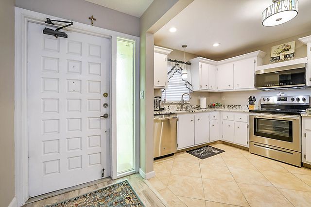 300 Intracoastal Place 403, Jupiter, FL 33469