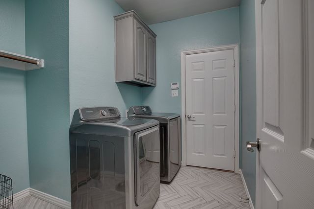 409 Love Bird Lane, Murphy, TX 75094