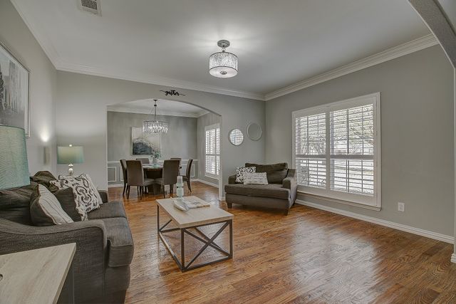 409 Love Bird Lane, Murphy, TX 75094