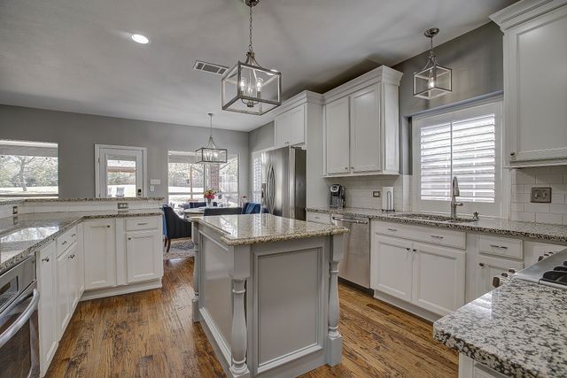 409 Love Bird Lane, Murphy, TX 75094