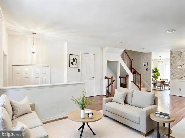 937 WALNUT WOOD RD, Cockeysville, MD 21030