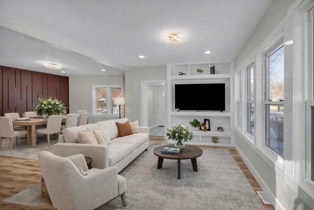 4200 Monroe Street, Gary, IN 46408