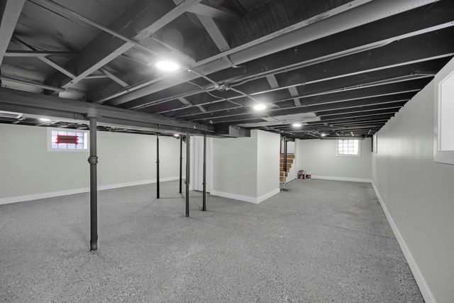 4200 Monroe Street, Gary, IN 46408