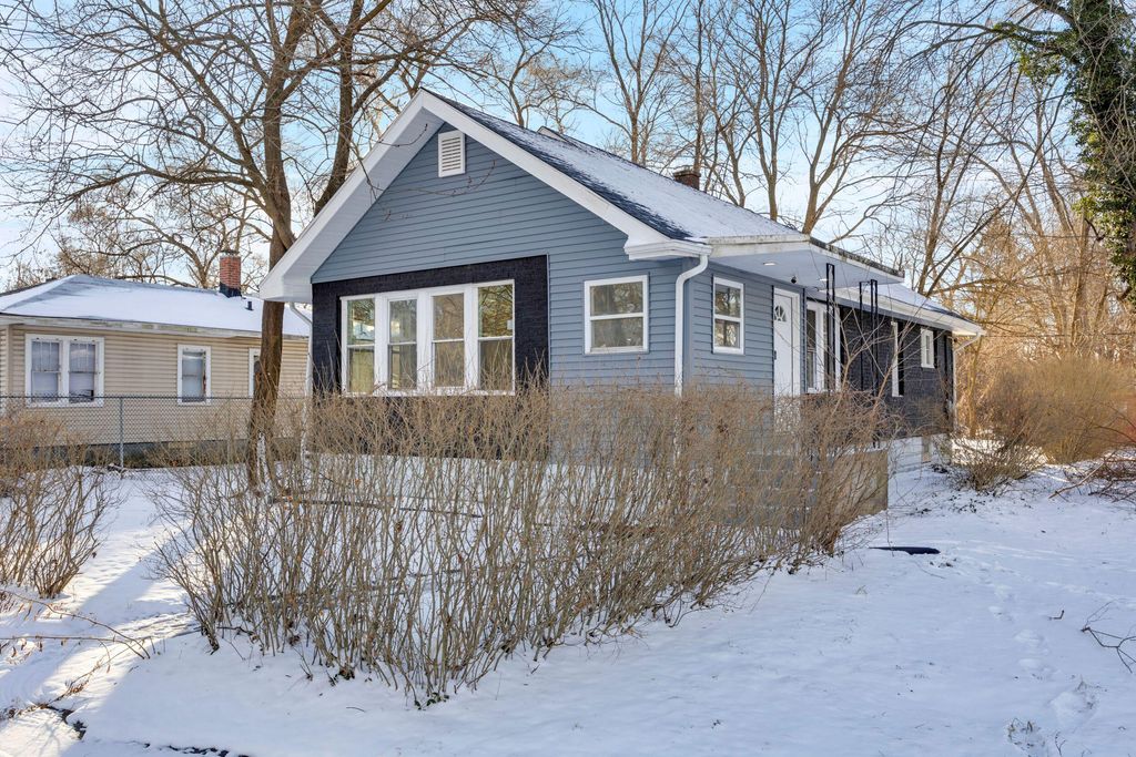 4200 Monroe Street, Gary, IN 46408