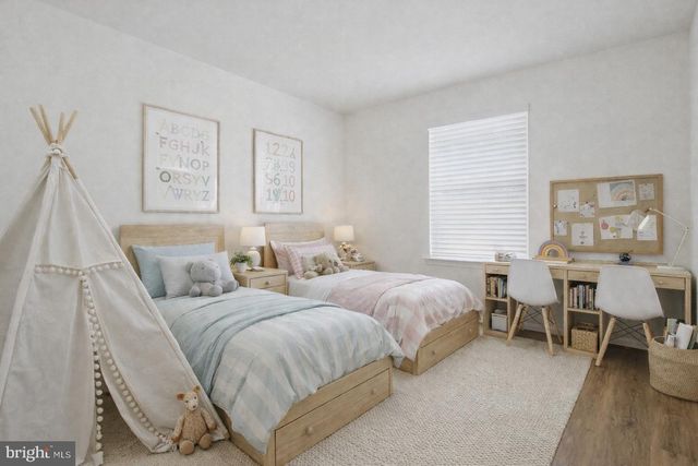 7830 WOLF RUN LN, Severn, MD 21144