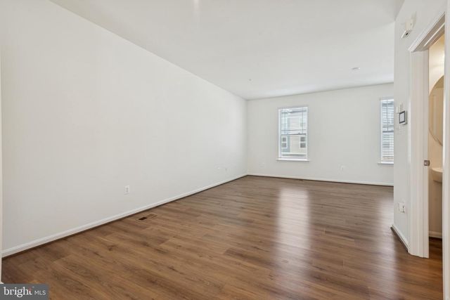 7830 WOLF RUN LN, Severn, MD 21144