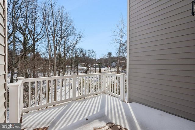 7830 WOLF RUN LN, Severn, MD 21144