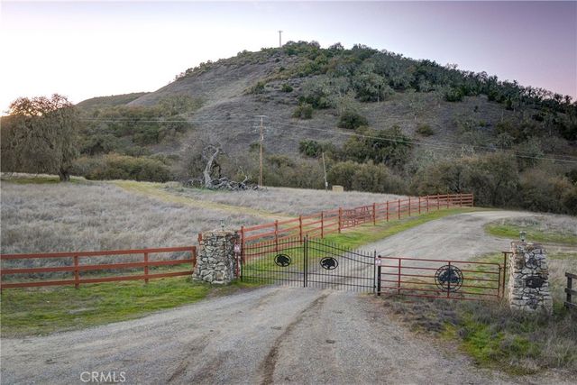 11315 Nacimiento Lake Drive, Bradley, CA 93426