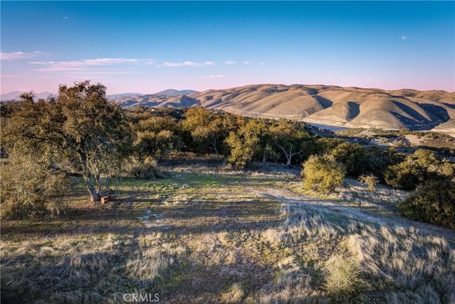11315 Nacimiento Lake Drive, Bradley, CA 93426