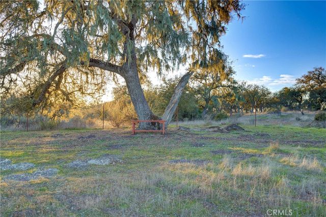 11315 Nacimiento Lake Drive, Bradley, CA 93426