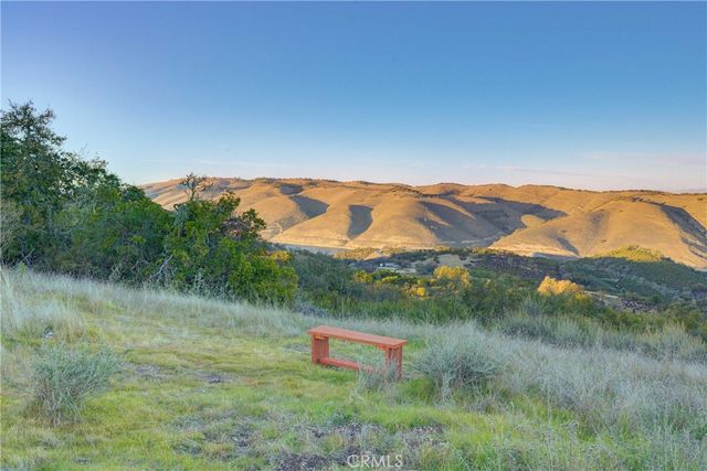 11315 Nacimiento Lake Drive, Bradley, CA 93426