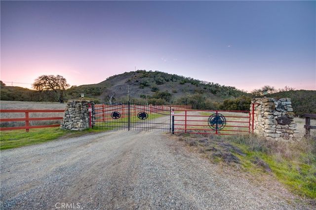 11315 Nacimiento Lake Drive, Bradley, CA 93426