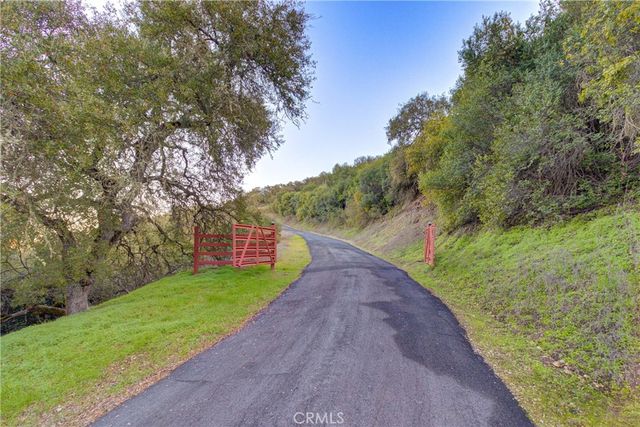 11315 Nacimiento Lake Drive, Bradley, CA 93426