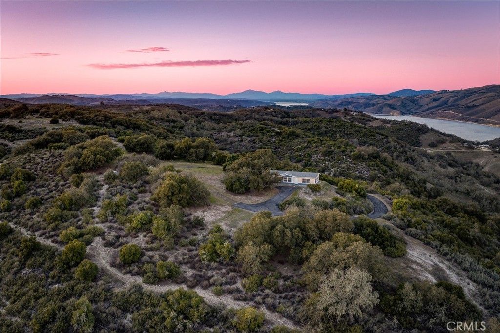 11315 Nacimiento Lake Drive, Bradley, CA 93426