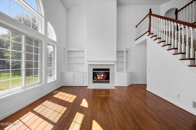 7439 Lock Mill Court, Maumee, OH 43537