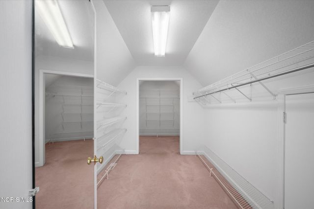 7439 Lock Mill Court, Maumee, OH 43537