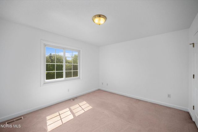 7439 Lock Mill Court, Maumee, OH 43537