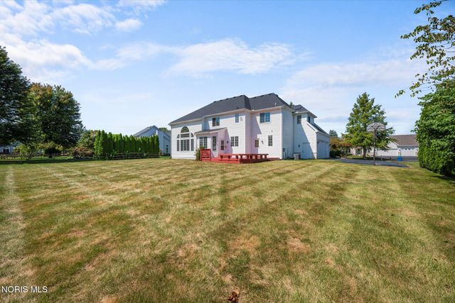 7439 Lock Mill Court, Maumee, OH 43537