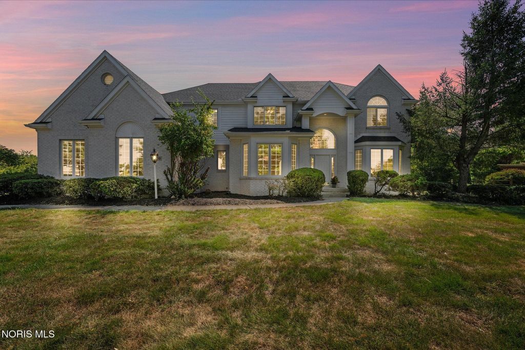 7439 Lock Mill Court, Maumee, OH 43537