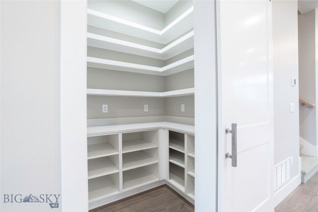 123 Creekbank Loop, Bozeman, MT 59718