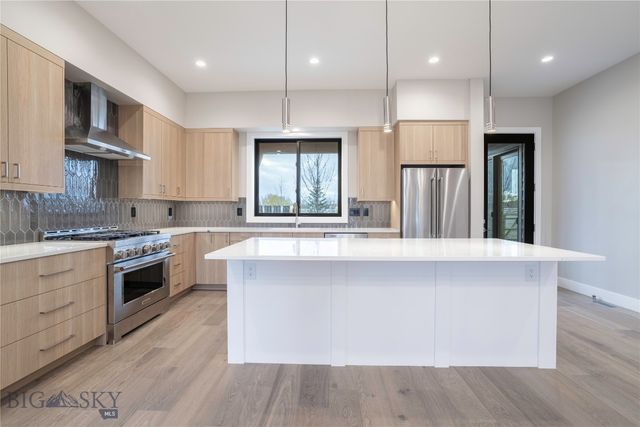 123 Creekbank Loop, Bozeman, MT 59718