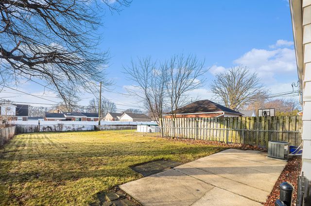 21824 Colony Street, Saint Clair Shores, MI 48080