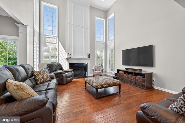 4 RANDOLPH CT, Mickleton, NJ 08056