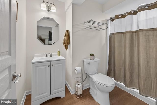 4 RANDOLPH CT, Mickleton, NJ 08056