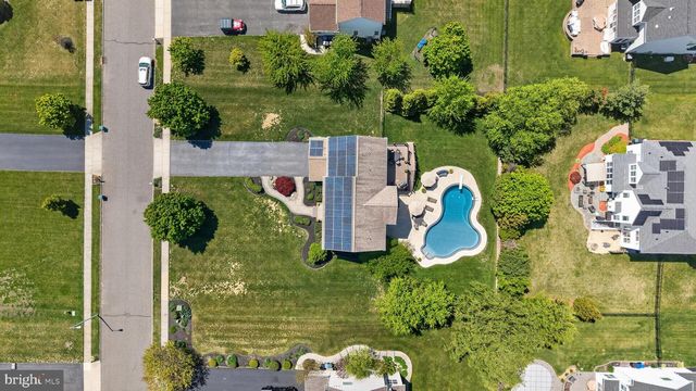 4 RANDOLPH CT, Mickleton, NJ 08056
