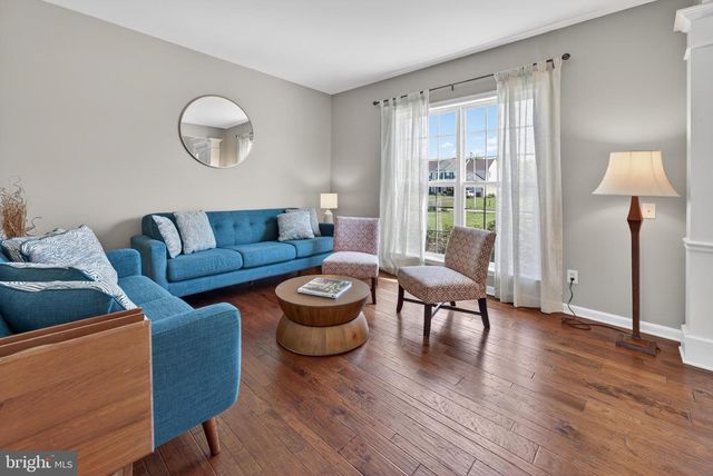 4 RANDOLPH CT, Mickleton, NJ 08056