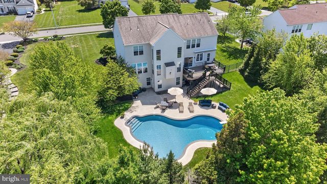 4 RANDOLPH CT, Mickleton, NJ 08056