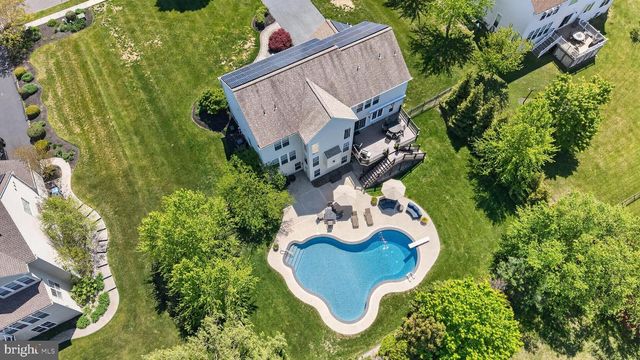 4 RANDOLPH CT, Mickleton, NJ 08056