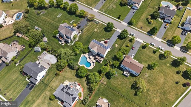 4 RANDOLPH CT, Mickleton, NJ 08056