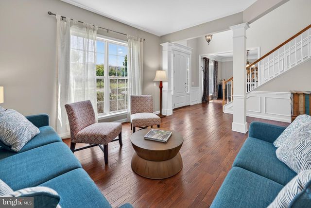 4 RANDOLPH CT, Mickleton, NJ 08056
