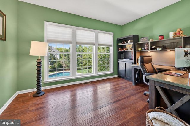 4 RANDOLPH CT, Mickleton, NJ 08056