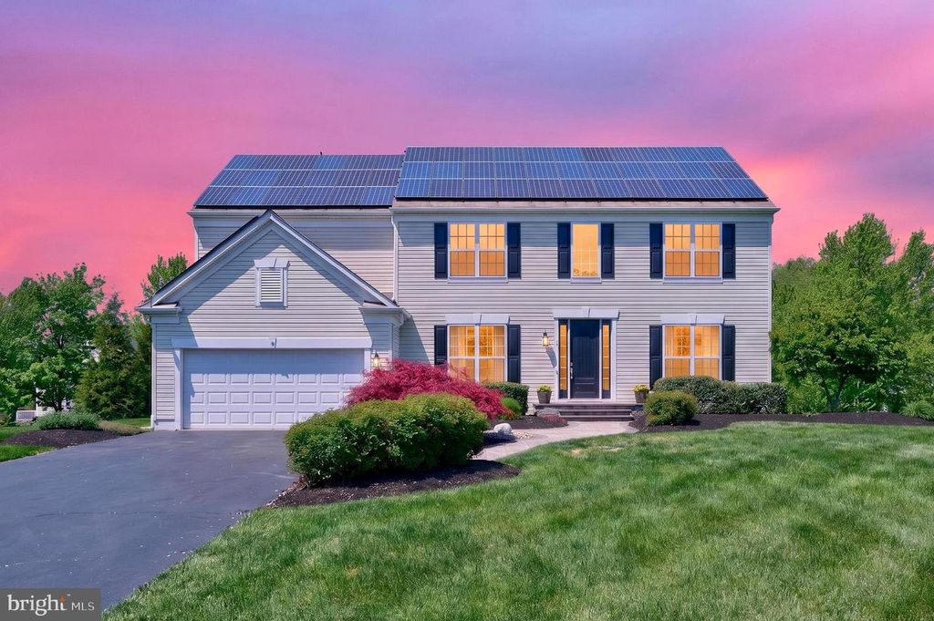 4 RANDOLPH CT, Mickleton, NJ 08056