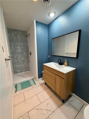 211 S Cumberland Avenue, Russellville, AR 72801