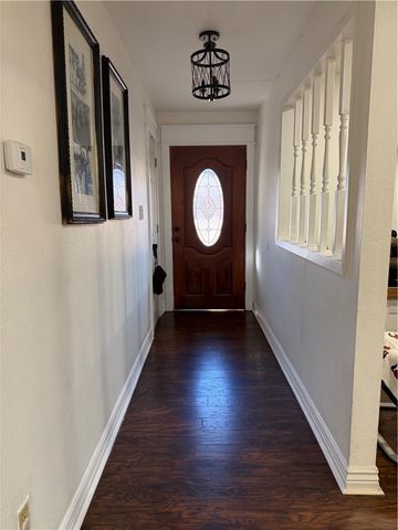 211 S Cumberland Avenue, Russellville, AR 72801