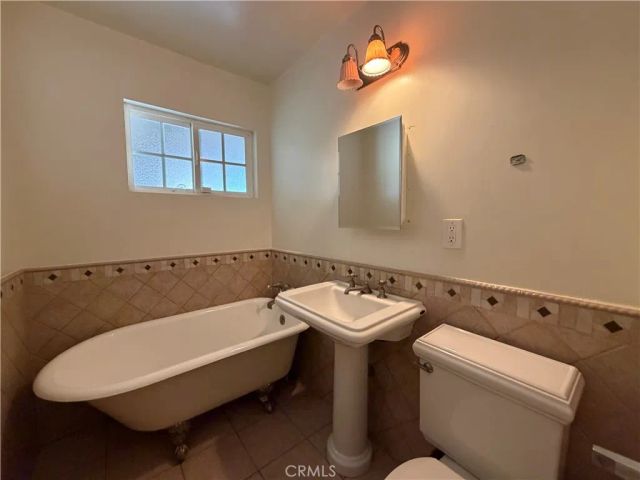 9943 Oso Avenue, Chatsworth, CA 91311