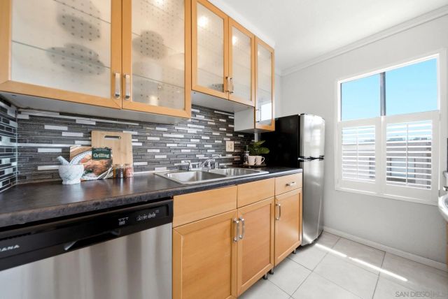 6780 Friars Rd 302, San Diego, CA 92108