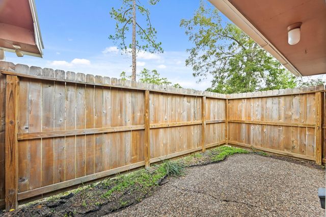 1515 Bamwick Drive, Houston, TX 77090