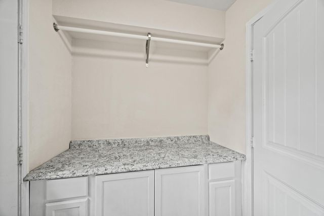 1515 Bamwick Drive, Houston, TX 77090