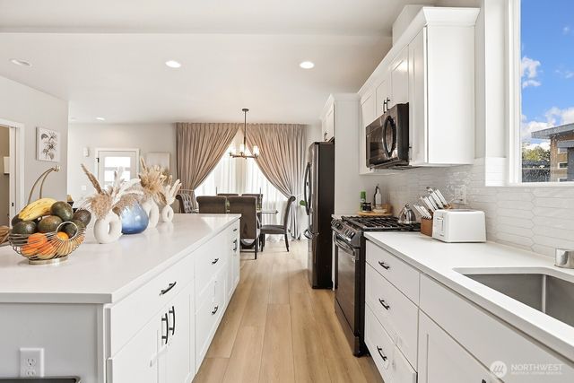 1815 143rd Place SW, Lynnwood, WA 98087