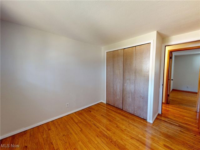 211 W Overlook Drive, Eastlake, OH 44095